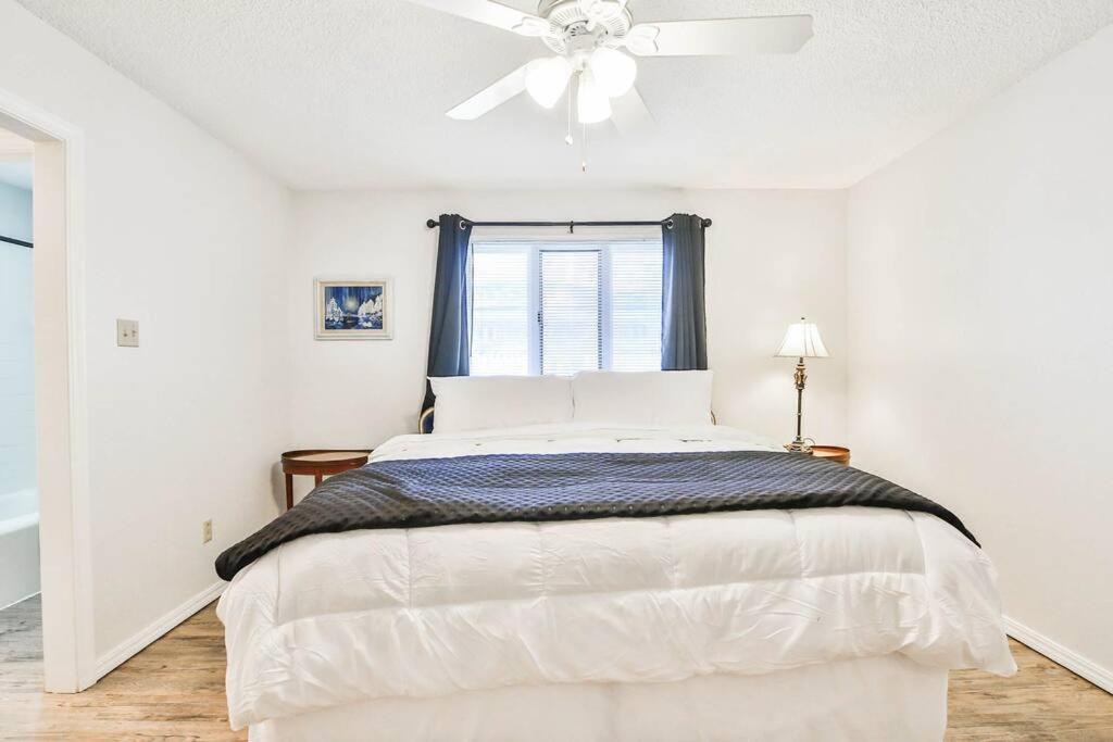 Hot Tub, Privacy, Sleeps 11 & Tons Of Space! Lubbock Luaran gambar
