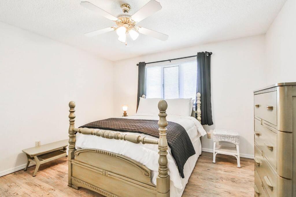 Hot Tub, Privacy, Sleeps 11 & Tons Of Space! Lubbock Luaran gambar